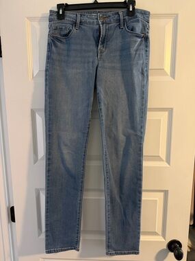 Old navy Women's Light Blue Slim Straight Jeans